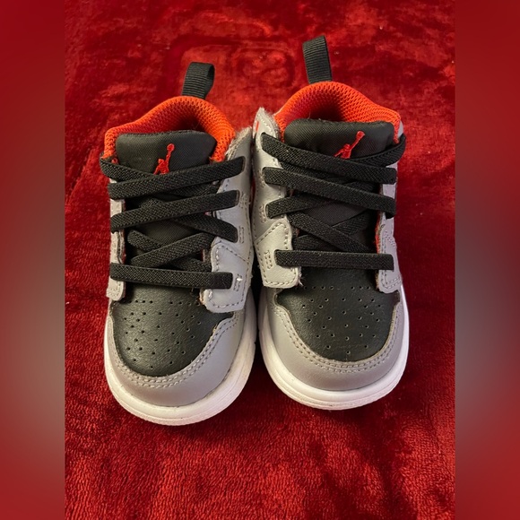 Jordan 1 Alt Low Sneakers Toddler 5C‎ - Picture 1 of 6